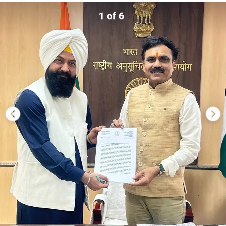 ਜਨਗਣਨਾ 2027 ਫਾਰਮਾਂ ਵਿੱਚ ਅਪਮਾਨਜਨਕ ਸ਼ਬਦਾਵਲੀ ਦਾ ਮਾਮਲਾ: ਜਸਵੀਰ ਸਿੰਘ ਗੜ੍ਹੀ ਨੇ ਰਾਸ਼ਟਰੀ ਅਨੁਸੂਚਿਤ ਜਾਤੀਆਂ ਕਮਿਸ਼ਨ ਨੂੰ ਸੌਂਪਿਆ ਮੰਗ ਪੱਤਰ