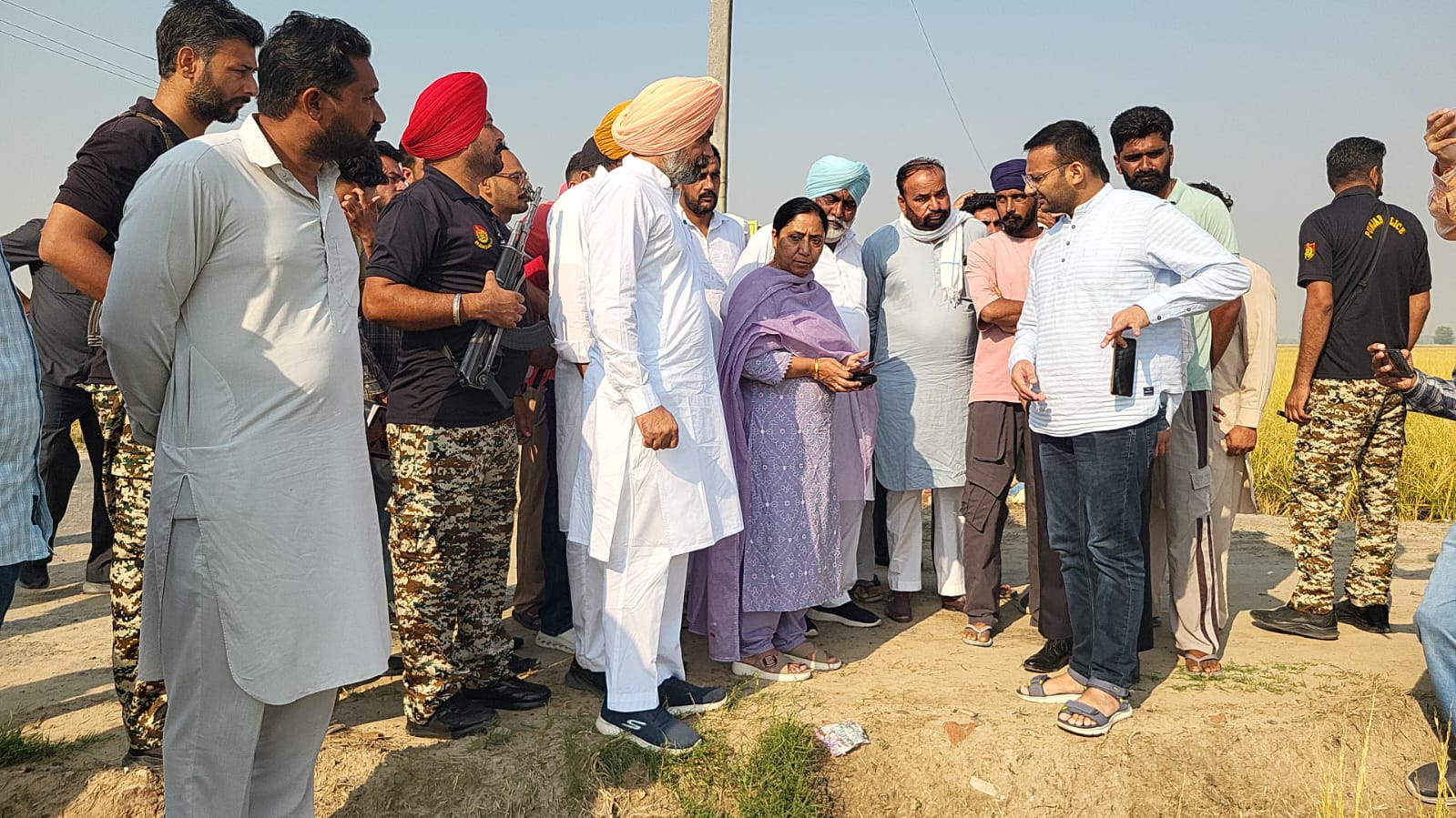 ਮਲੋਟ ਹਲਕੇ ਵਿੱਚ ਮੀਂਹ ਅਤੇ ਗੜੇਮਾਰੀ ਨਾਲ ਝੋਨੇ ਦੀ ਫ਼ਸਲ ਦੇ ਨੁਕਸਾਨ ਦਾ ਜਾਇਜ਼ਾ ਲੈਣ ਪਹੁੰਚੇ ਕੈਬਨਿਟ ਮੰਤਰੀ ਡਾ. ਬਲਜੀਤ ਕੌਰ