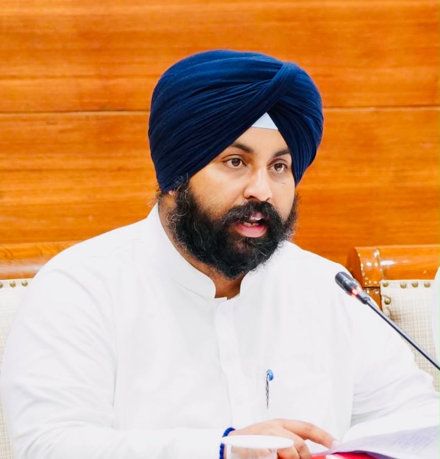 ਭਗਵੰਤ ਮਾਨ ਸਰਕਾਰ ਵੱਲੋਂ 9 ਅਕਤੂਬਰ ਨੂੰ 19,200 ਸਰਕਾਰੀ ਸਕੂਲਾਂ ਵਿੱਚ ਕਰਵਾਈ ਜਾਵੇਗੀ 'ਮੈਗਾ ਪੀ.ਟੀ.ਐਮ.'; 25 ਲੱਖ ਮਾਪੇ ਹੋਣਗੇ ਸ਼ਾਮਲ