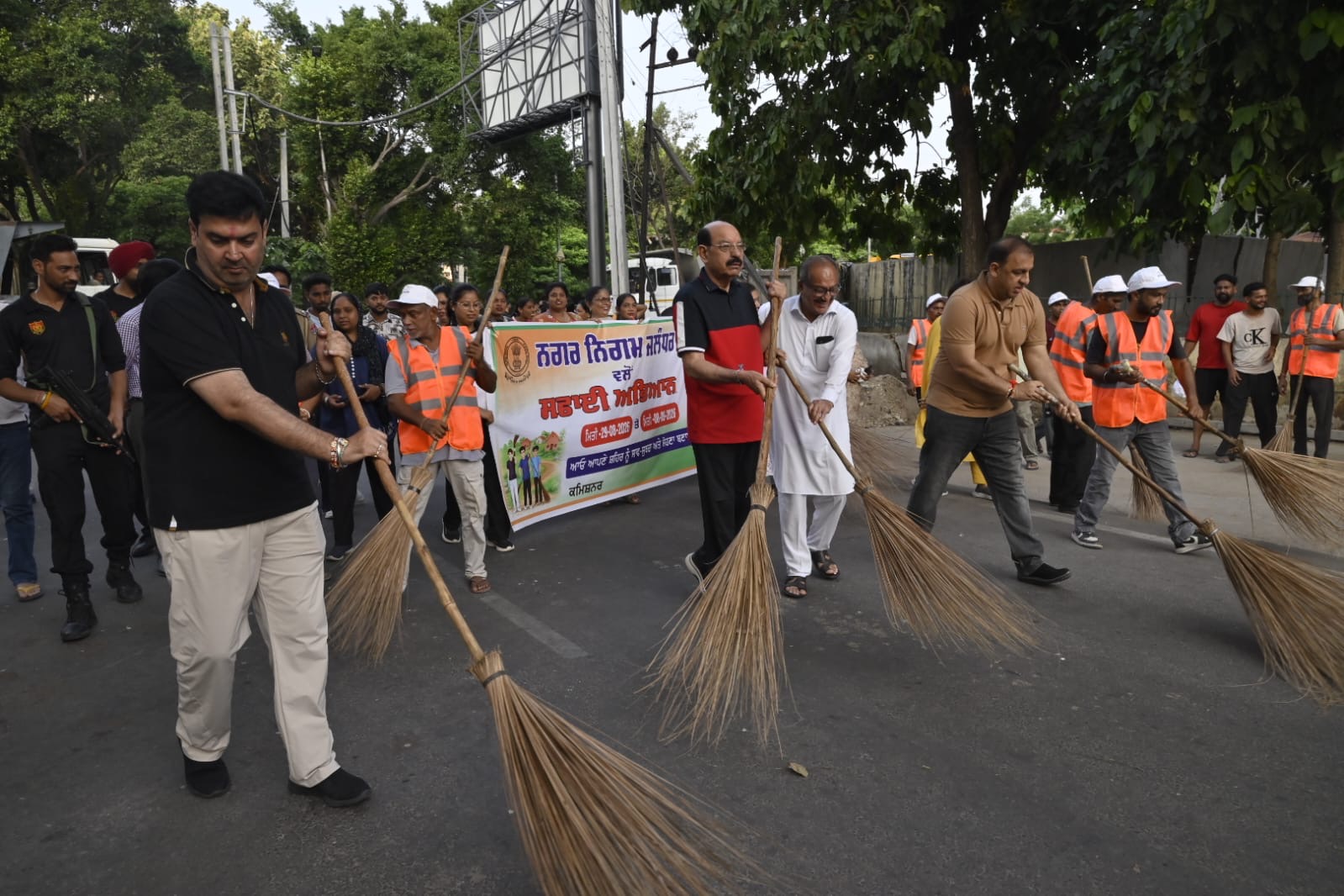 Jalandhar ‘Clean Punjab’ Cleanliness Drive: Cabinet Minister, Mayor and DC Launch 10-Day Campaign
