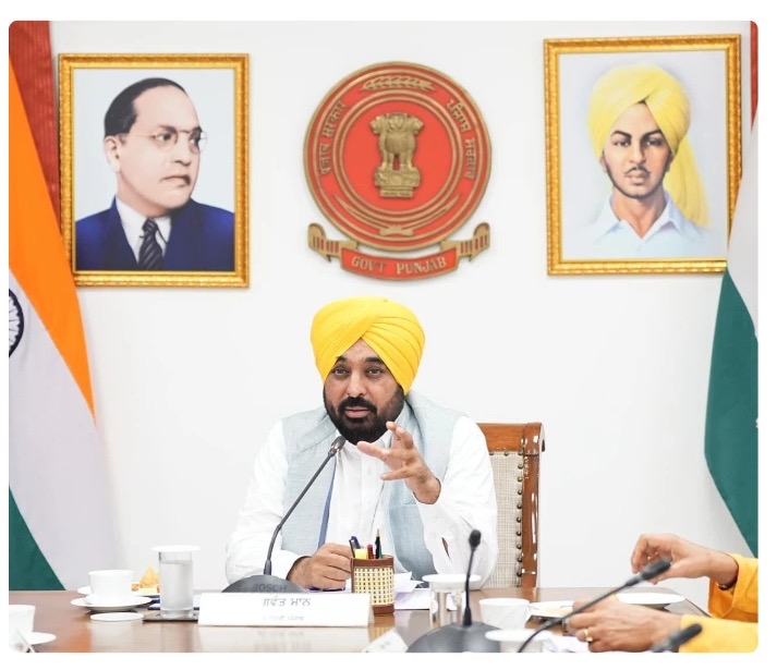 ਪੰਜਾਬ ਕੈਬਨਿਟ ਦੇ ਵੱਡੇ ਫ਼ੈਸਲੇ: ਠੇਕੇਦਾਰੀ ਪ੍ਰਣਾਲੀ ਖ਼ਤਮ ਕਰਨ ਦੀ ਤਿਆਰੀ, ਡੀਏ ਬਕਾਏ ਲਈ ਪੈਨਲ ਦਾ ਪੁਨਰਗਠਨ ਅਤੇ 7 ਵਿਸ਼ੇਸ਼ ਅਦਾਲਤਾਂ ਨੂੰ ਮਨਜ਼ੂਰੀ