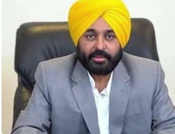 BIG NEWS :- CM ਭਗਵੰਤ ਮਾਨ ਨੇ  ਸੰਜੀਵ ਅਰੋੜਾ ਦੇ ਵਿਭਾਗਾਂ ਦੀ 3 ਮੰਤਰੀਆਂ ਨੂੰ ਕੀਤੀ ਵੰਡ